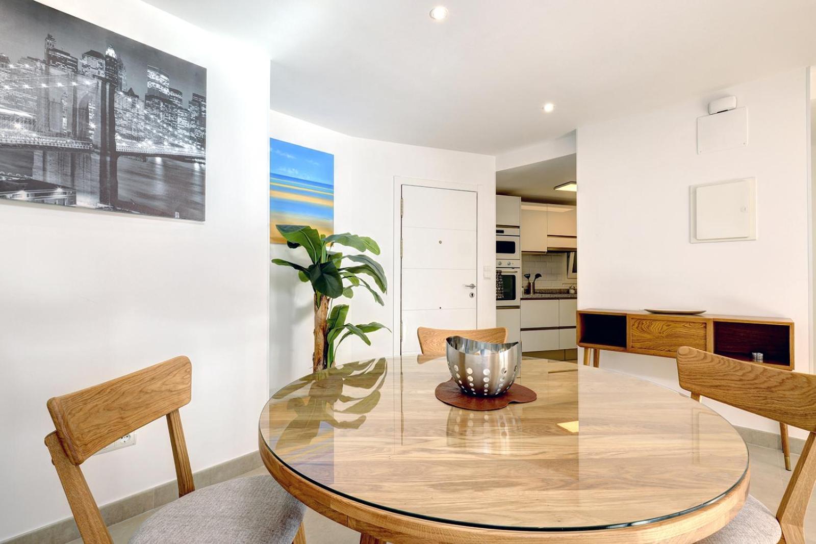 Stunning 1 Bedroom In Centre Appartement *